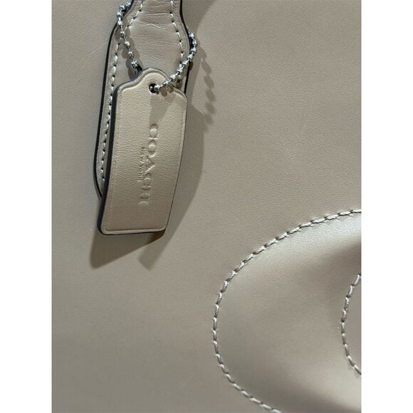 Coach Nina Tote Bag Beige Leather - Picture 6 of 14
